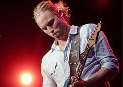 Casey James